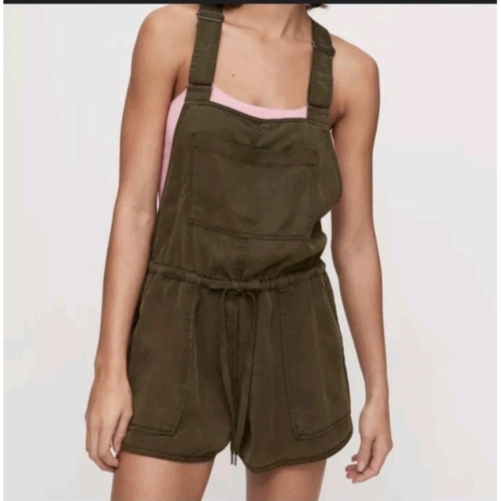 Aritzia Wilfred Free Sz XS Beatriz Romper Overalls Shorts Army Green Lyocel 386
